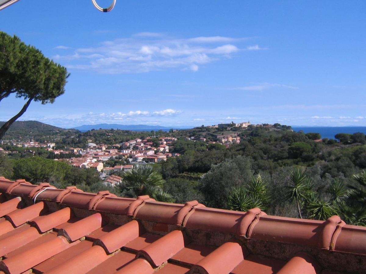 Studio-Appartment In Landhaus Mit Meerblick Porto Azzurro Ngoại thất bức ảnh